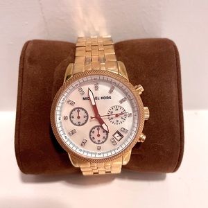 Michael Kor’s women’s wristwatch
